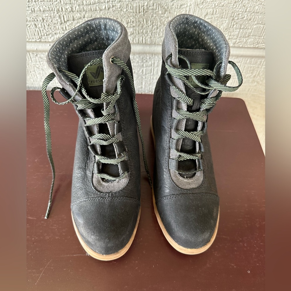 Forsake Alma High Top Women's size 7 Black Lace-Up Boots